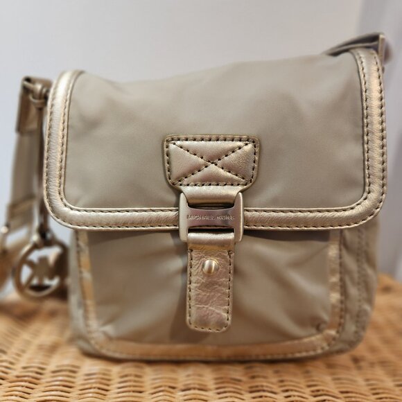 Michael Kors Crossbody - Picture 1 of 9